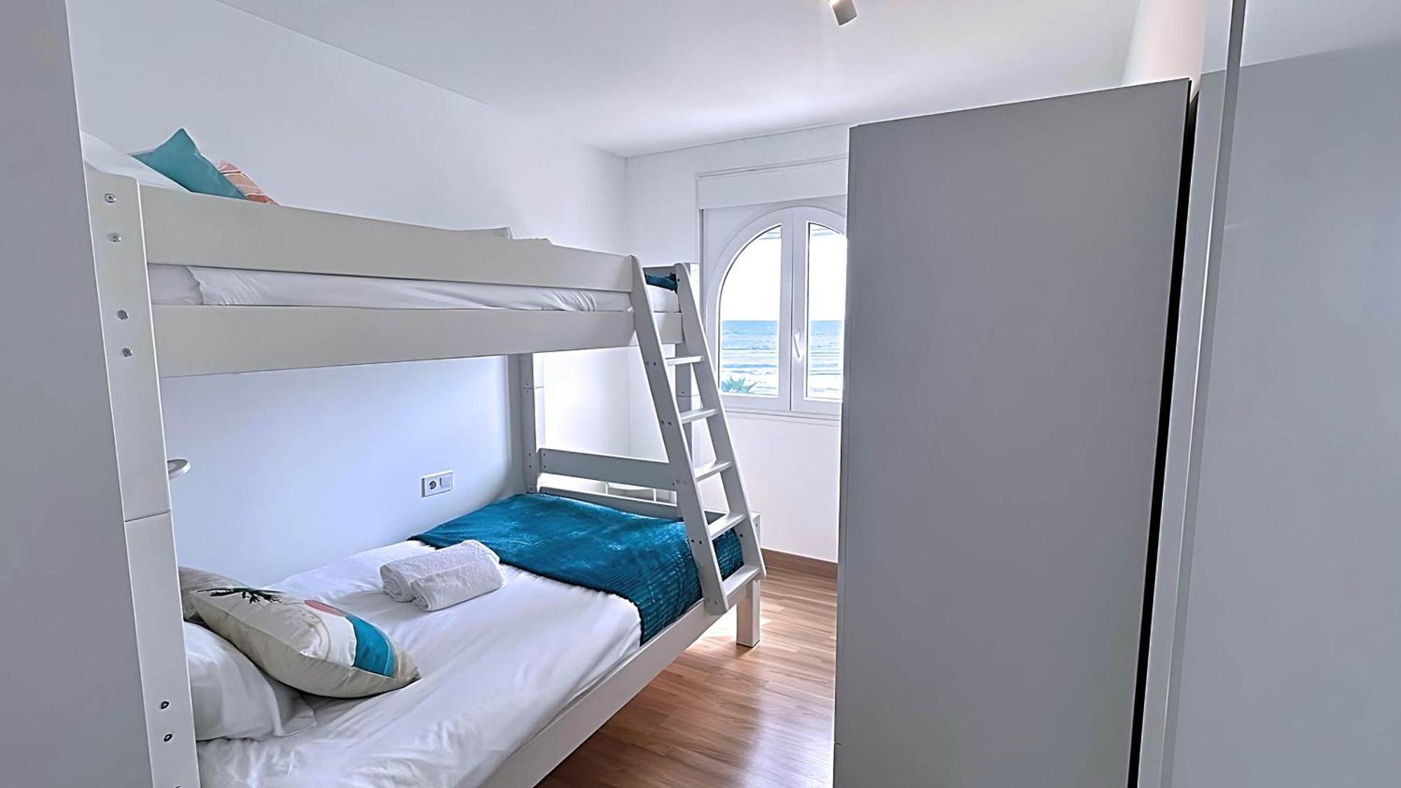 Ferienwohnung Atico De Albaida Duplex Frente Al Mar Morche Exterior foto
