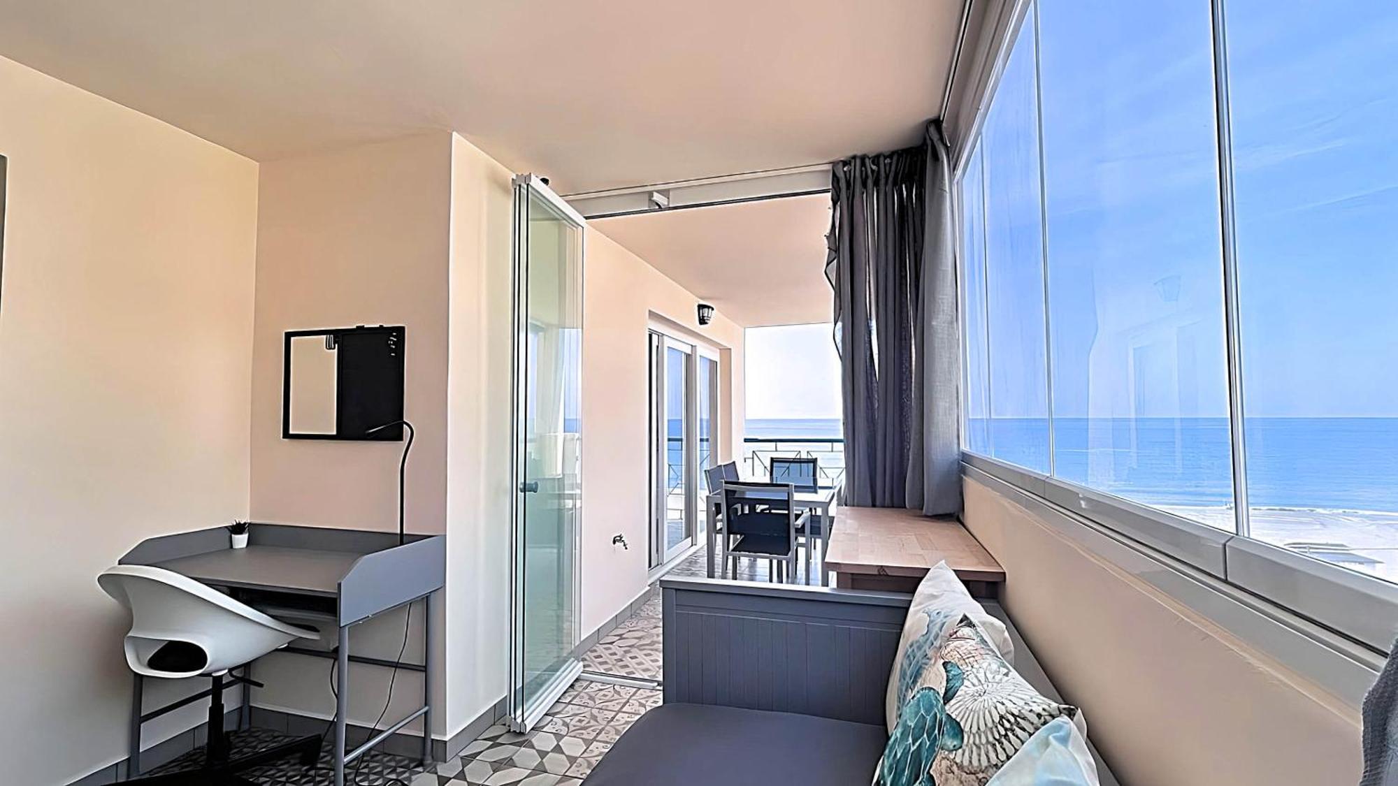 Ferienwohnung Atico De Albaida Duplex Frente Al Mar Morche Exterior foto